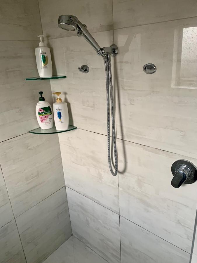 Kg Ensuite Palmerston North Exterior foto